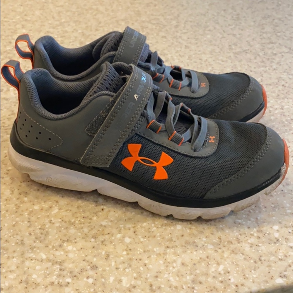 Under Armour Boys Sneakers